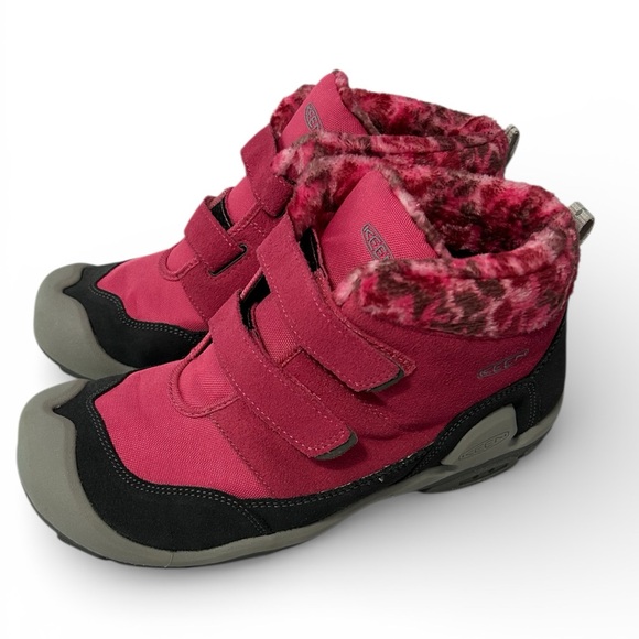 Keen Other - Keen Girls Knotch Chukka Boots hook/loop closure Size 7 pink